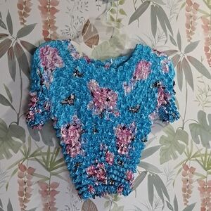 Popcorn Style Top Blue Floral Textured Short Sleeve Women’s Top